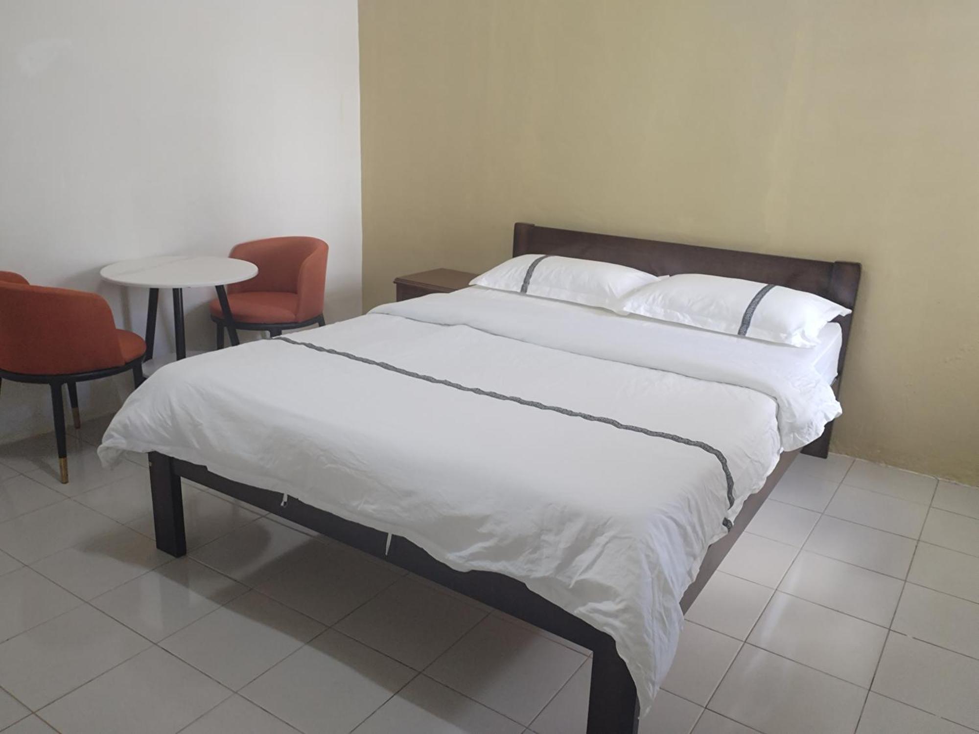 Airport Sky Economy Inn Nadi Exteriör bild